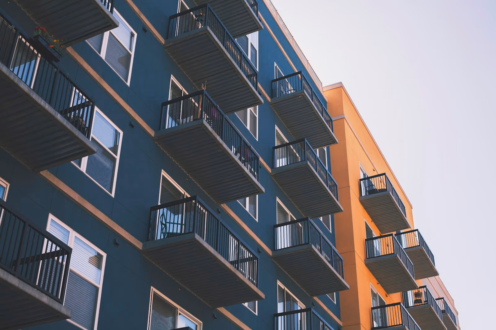 Los Feliz apartment buildings