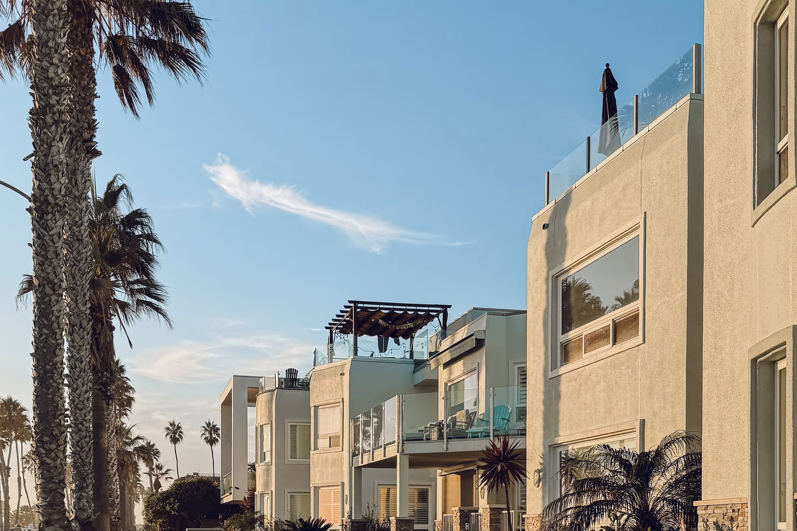 Hermosa Beach apartment buildings